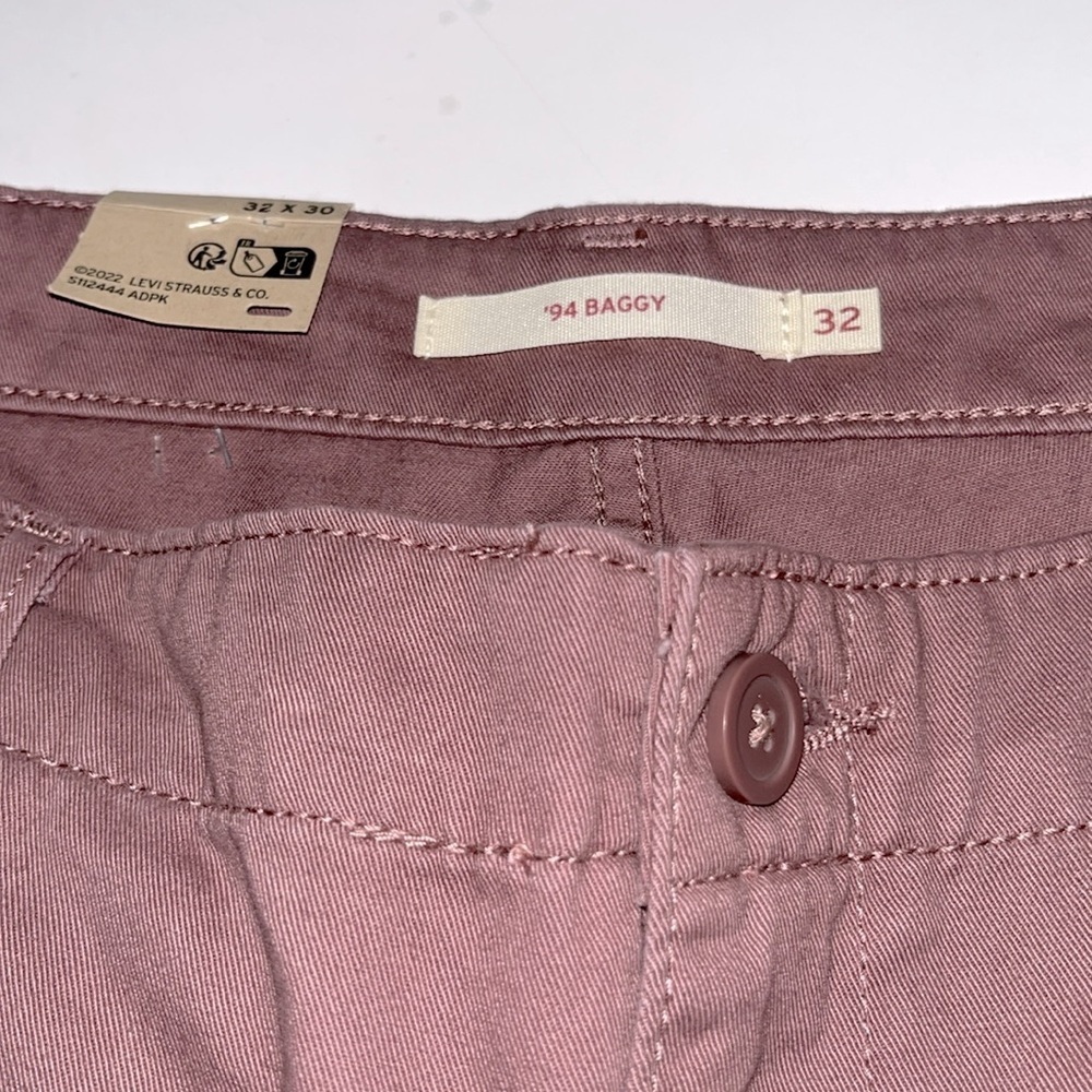 NWT Levi's Women's '94 Baggy Cargo, Rose Taupe - Picture 7 of 10